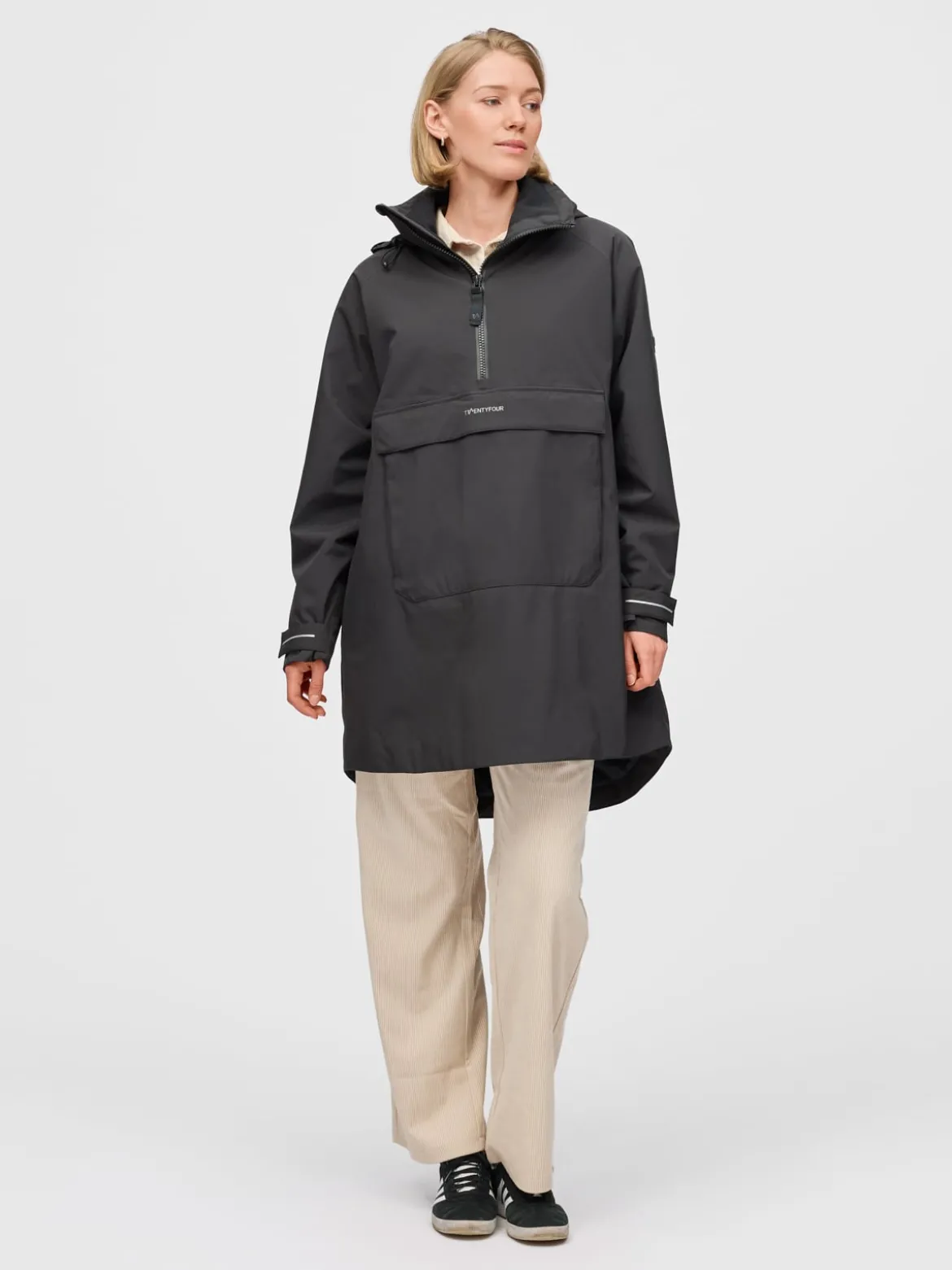 Mode Insulation Poncho D Lett vattert poncho til dame
